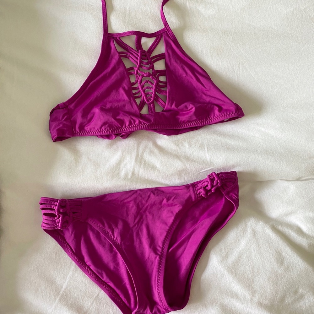 Adorable hot pink bikini set!